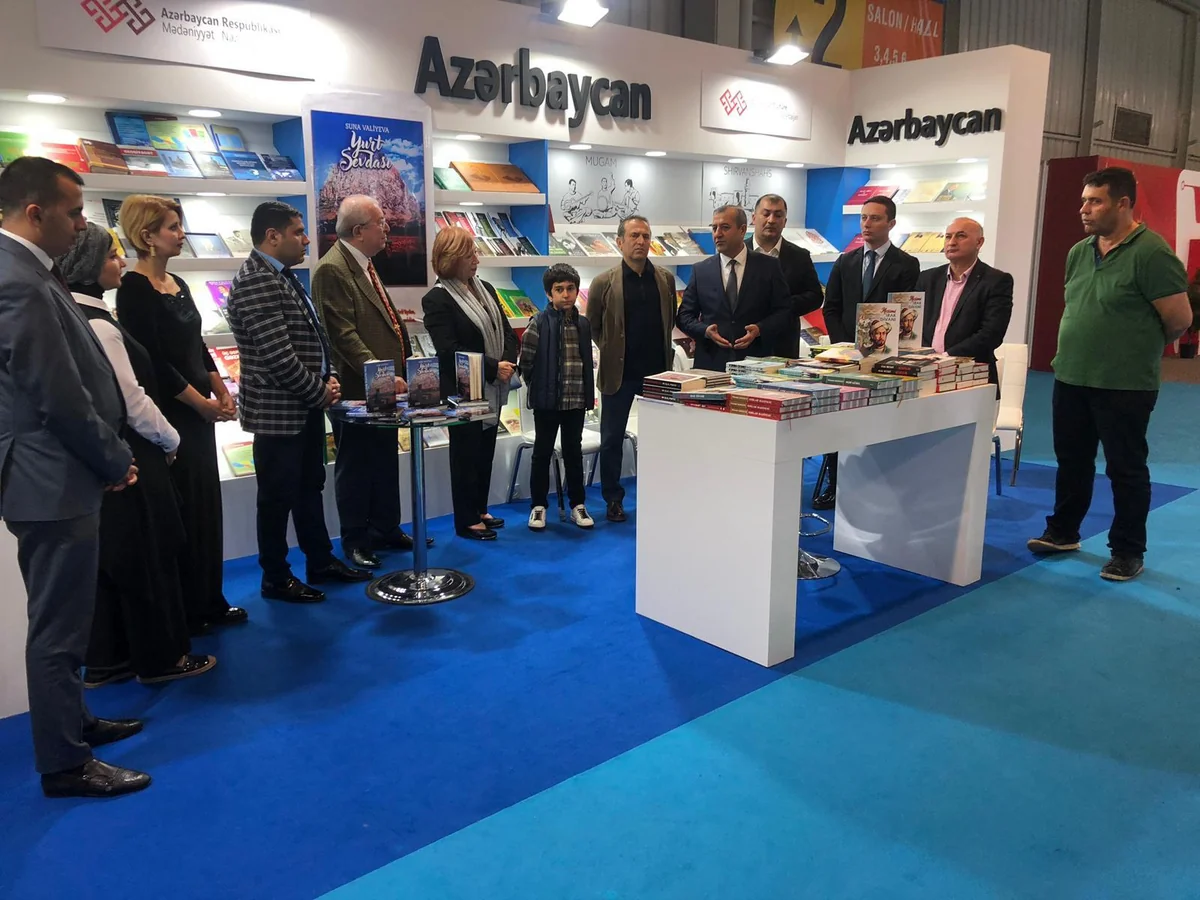 İstanbulda “Yurt sevdası” kitabının təqdimatı olub