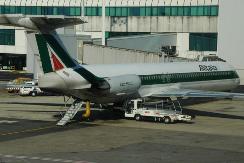 Alitalia: Луч лазера был нацелен на самолет с Папой Римским на борту