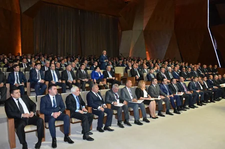 Vergilər naziri Şəmkirdə görüş keçirib