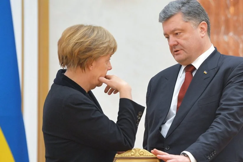 Меркель посетит Украину