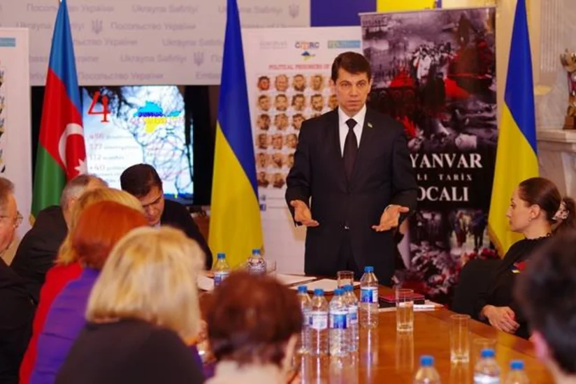 В посольстве Украины почтили память жертв АТО в Украине и Ходжалинской трагедии в Азербайджане