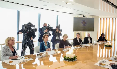 Mehriban Əliyeva Böyük Britaniya baş nazirinin Azərbaycan üzrə ticarət elçisi ilə görüşüb