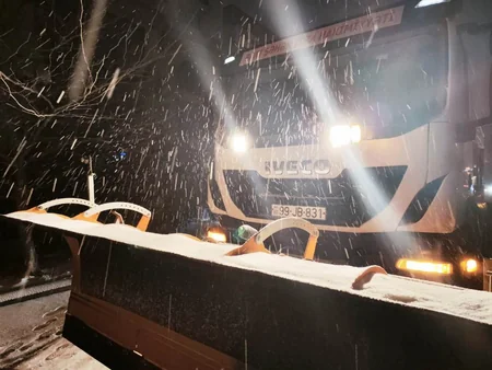 Qarlı hava şəraiti ilə əlaqədar Bakıda kommunal strukturlar gücləndirilmiş rejimə keçib