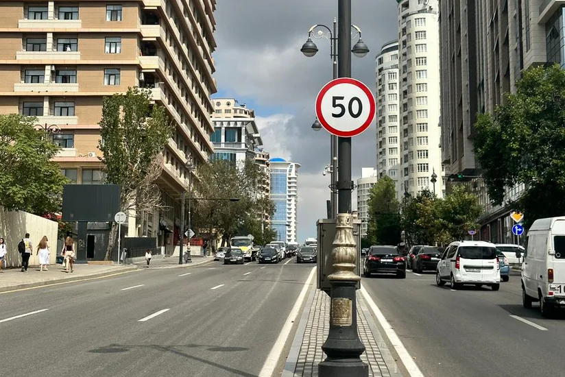 Bakının Səməd Vurğun küçəsində sürət həddi endirilib