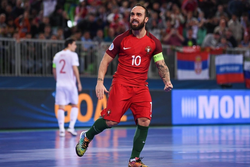 Лучший футзалист мира сменил клуб