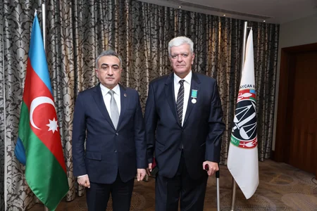 Vəkillər Kollegiyasının bir qrup üzvünə dövlət təltifləri təqdim edilib