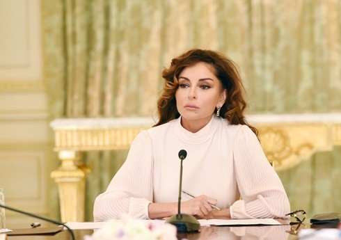 Birinci vitse-prezident Mehriban Əliyeva Heydər Əliyevin anadan olmasının ildönümü münasibətilə paylaşım edib