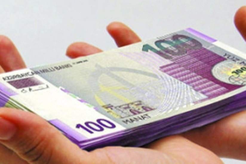 Azərbaycanın iki bankı manat əmanətlərini ucuzlaşdırıb