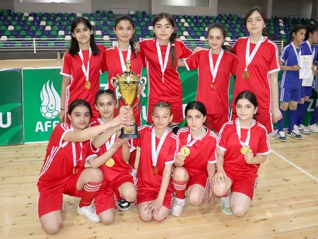 UEFA-nın dəstəyi ilə Qubada “Qızlar Futzal Kuboku” keçirilib