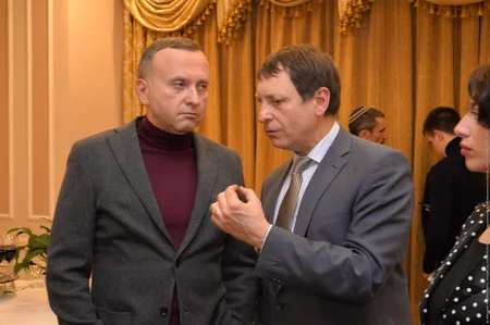 Viktor Yuşenko, Leonid Kojara və Rövşən Tağıyev Kiyevdə Dağlıq Qarabağdan və Donbasdan danışıblar