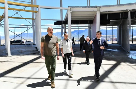 Prezident Zəngilan Beynəlxalq Hava Limanının tikintisi ilə tanış olub - YENİLƏNİB