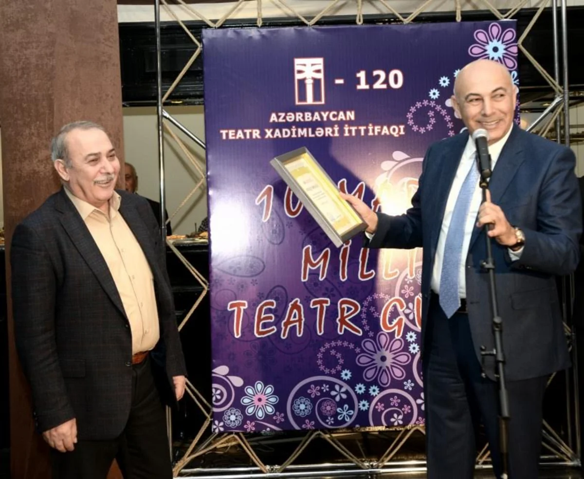Gənc Tamaşaçılar Teatrında Azərbaycan Milli Peşəkar Teatrının 144 yaşı qeyd olunub