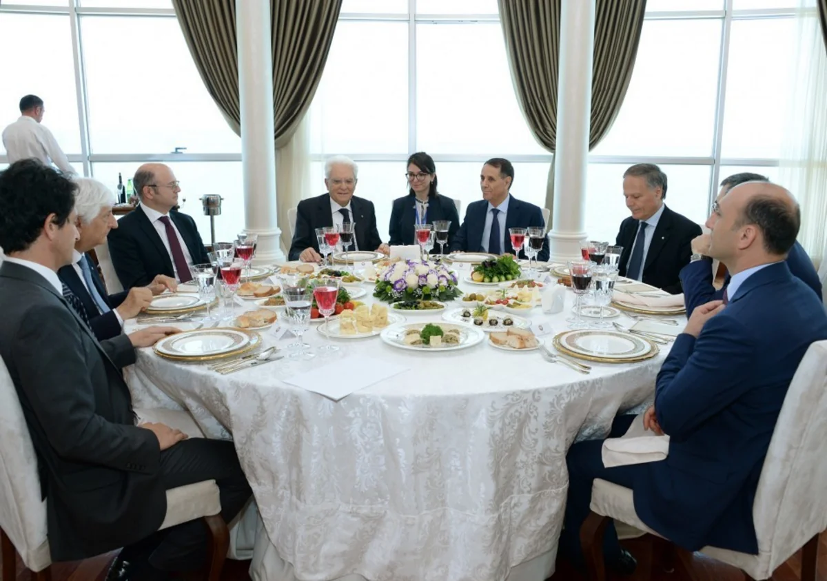 Azərbaycanın Baş naziri və İtaliya Prezidenti birgə işçi nahar ediblər