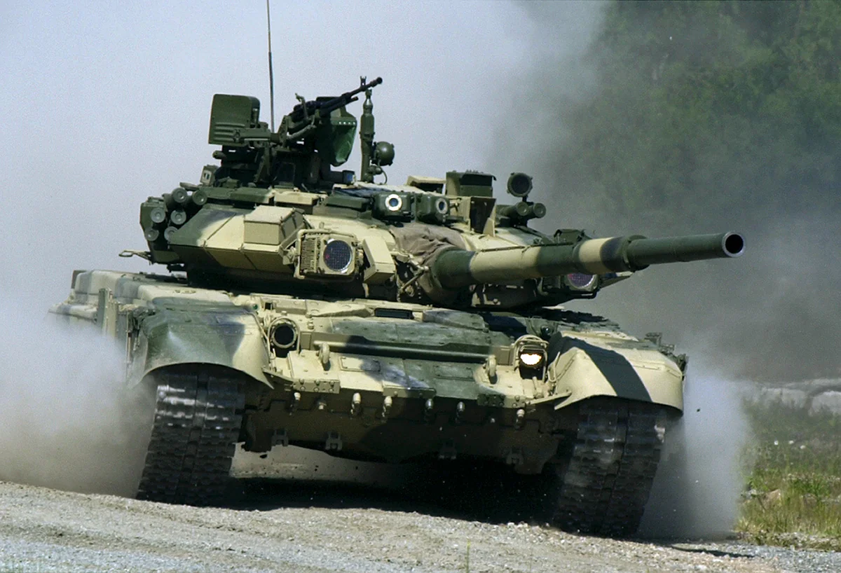 Регистр ООН: Россия поставила Азербайджану 65 танков и 118 единиц артиллерии за год
