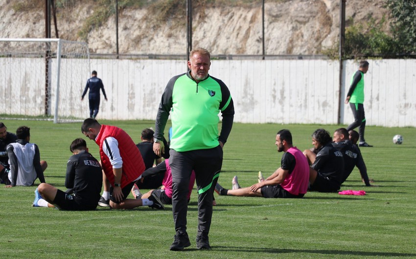 Robert Prosineçki Şimali Makedoniya yığmasında işləyə bilər