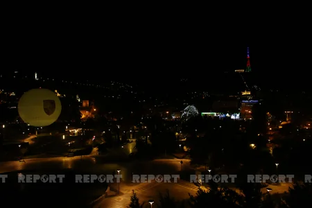 Tbilisi teleqülləsi Azərbaycan bayrağının rəngləri ilə işıqlandırılıb