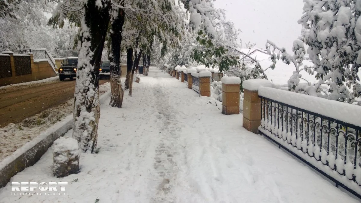 Qarlı hava şəraiti Bakıdan regionlara avtobus reyslərinə təsir etməyib
