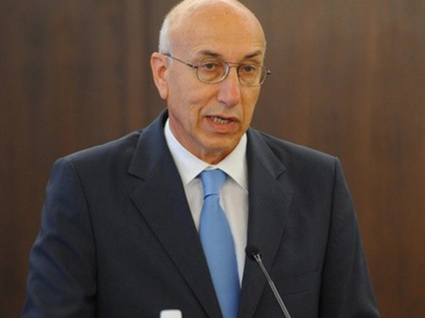 Milli Məclisin komitə sədri ilə nazir müavini arasında mübahisə düşüb