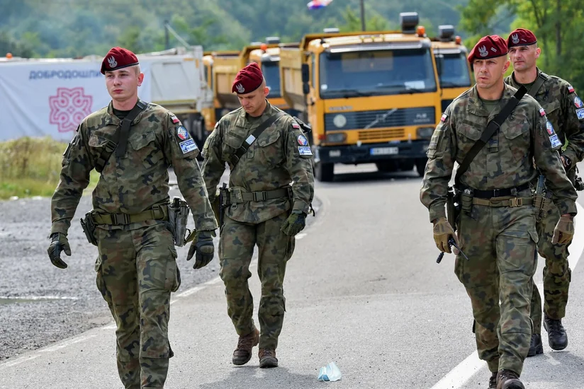 Britaniya Ukraynaya yeni hərbi yardım elan edib