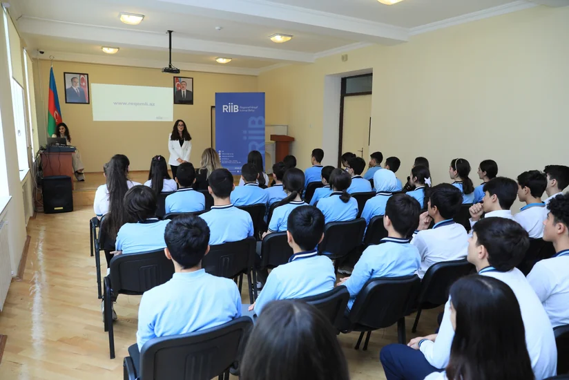 Məktəblərdə “Rəqəmli bacarıqların inkişaf etdirilməsi” layihəsi təqdim olunub