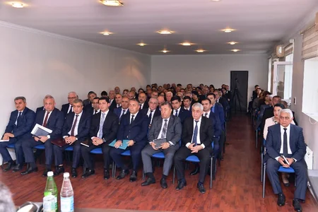 Qarlı havalarla əlaqədar xüsusi təyinatlı texnikalar hazır vəziyyətə gətirilib