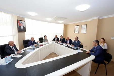 Əbülfəs Qarayev Qusarda vətəndaşları qəbul edib