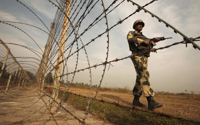 ​Pakistan-Hindistan sərhədindəki atşımada 3 nəfər ölüb