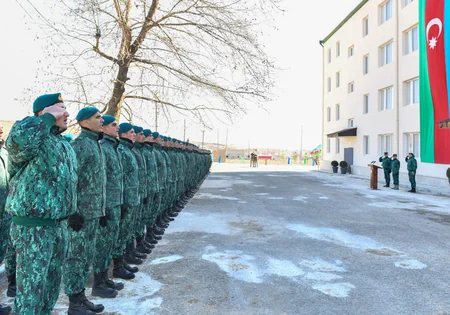 В воинской части ГПС в Джебраиле сданы жилые дома для пограничников