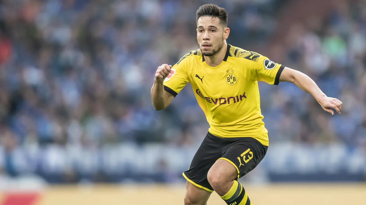 Portuqaliyalı futbolçu millimizlə matçı buraxa bilər