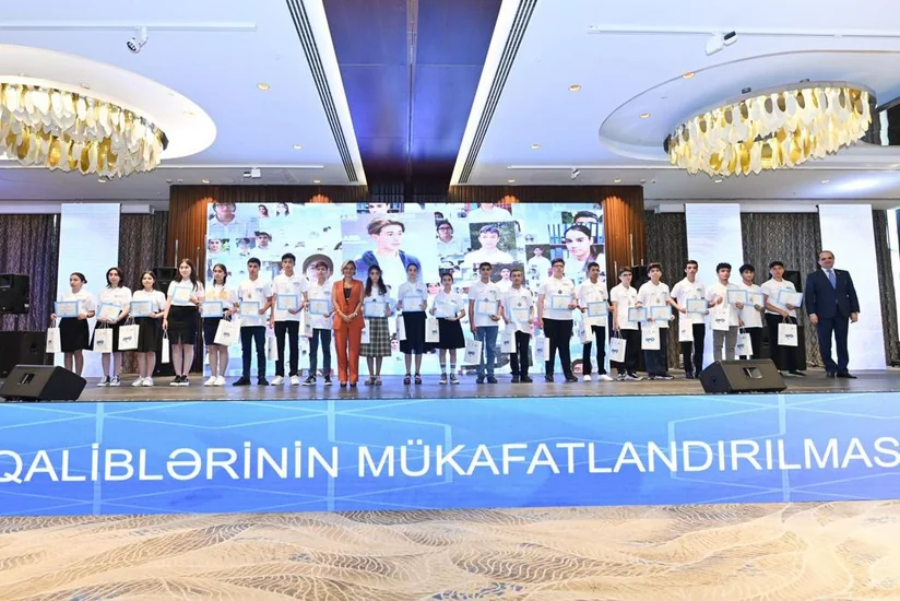 “Kapital Bank”ın dəstəyi ilə keçirilən olimpiadanın qalibləri təltif edildi