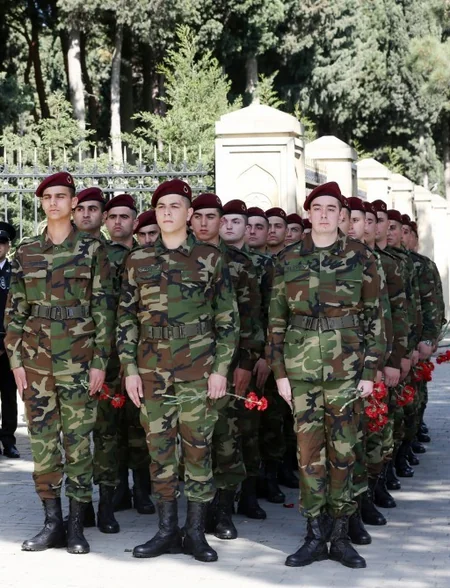 DTX-nin şəxsi heyəti ulu öndər Heydər Əliyevin xatirəsini yad edib
