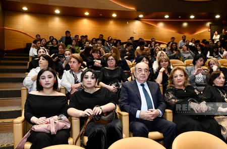 Beynəlxalq Muğam Mərkəzində Huma Quşu: xeyirxahlıq və cəsarət bələdçisi adlı xeyriyyə axşamı keçirilib