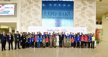 Prezident İlham Əliyev “Bakutel-2019” sərgisi ilə tanış olub - YENİLƏNİB