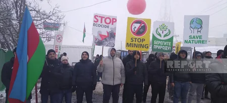 Protest on Khankandi-Lachin road continues despite snowfall 