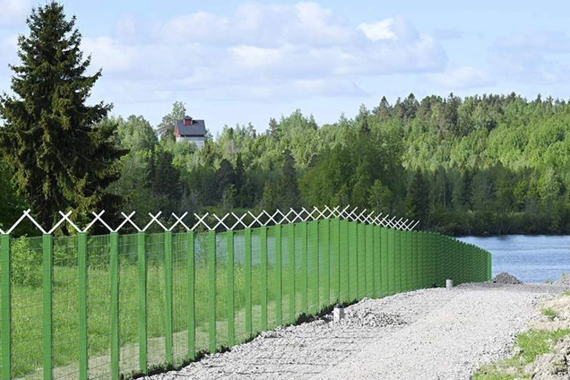 Rusiya Finlandiya ilə sərhədi pozub