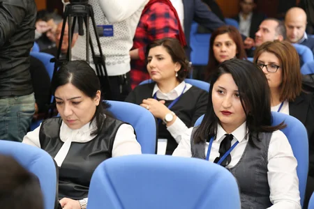 “Media və təhsil dialoqu: peşəkarlığın inkişafı” mövzusunda IV təlim konfransı keçirilib