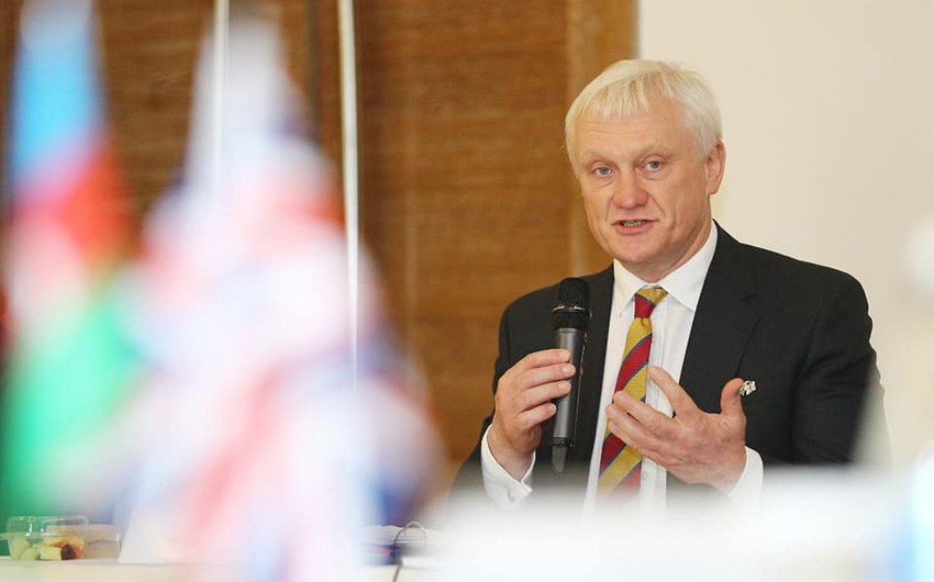 Britaniyalı nazir Azərbaycanın səhiyyə sistemindən danışıb