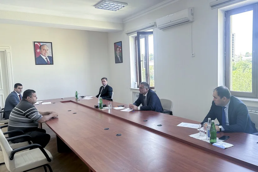 Kənd təsərrüfatı nazirinin müavini Tovuzda vətəndaşları qəbul edib