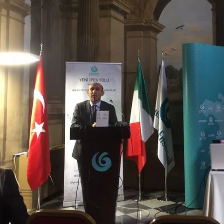 İtaliyada “Yeni İpək Yolu: İqtisadi və mədəni şəbəkənin qurulması” mövzusunda konfrans keçirilib