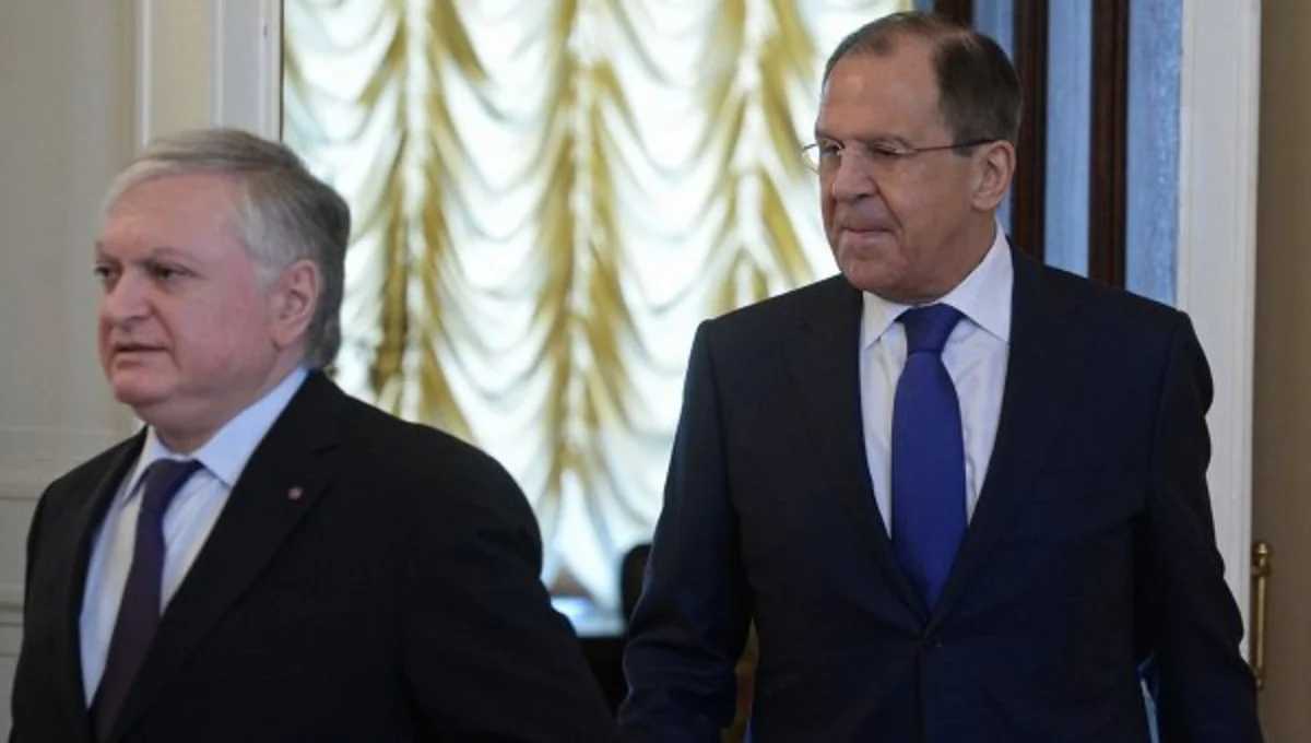 Главы МИД России и Армении обсудили нагорно-карабахское урегулирование