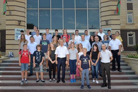 ​SOCAR-la əməkdaşlıq çərçivəsində alman məktəblilər Azərbaycana gəliblər