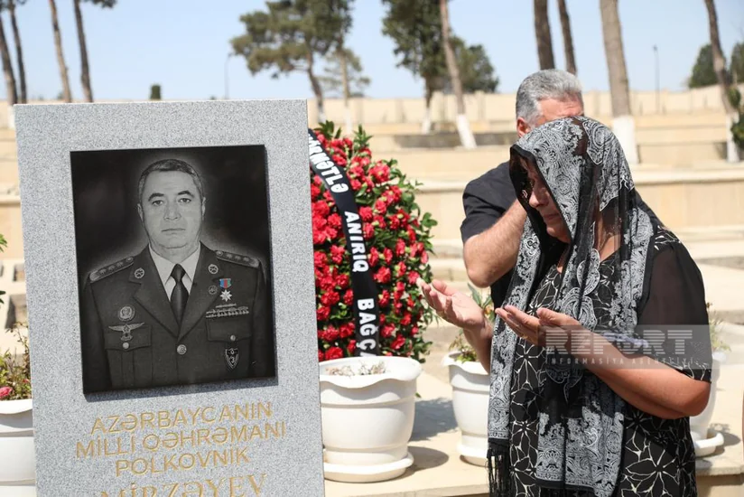 Milli Qəhrəman İlqar Mirzəyevin məzarı ziyarət olunub