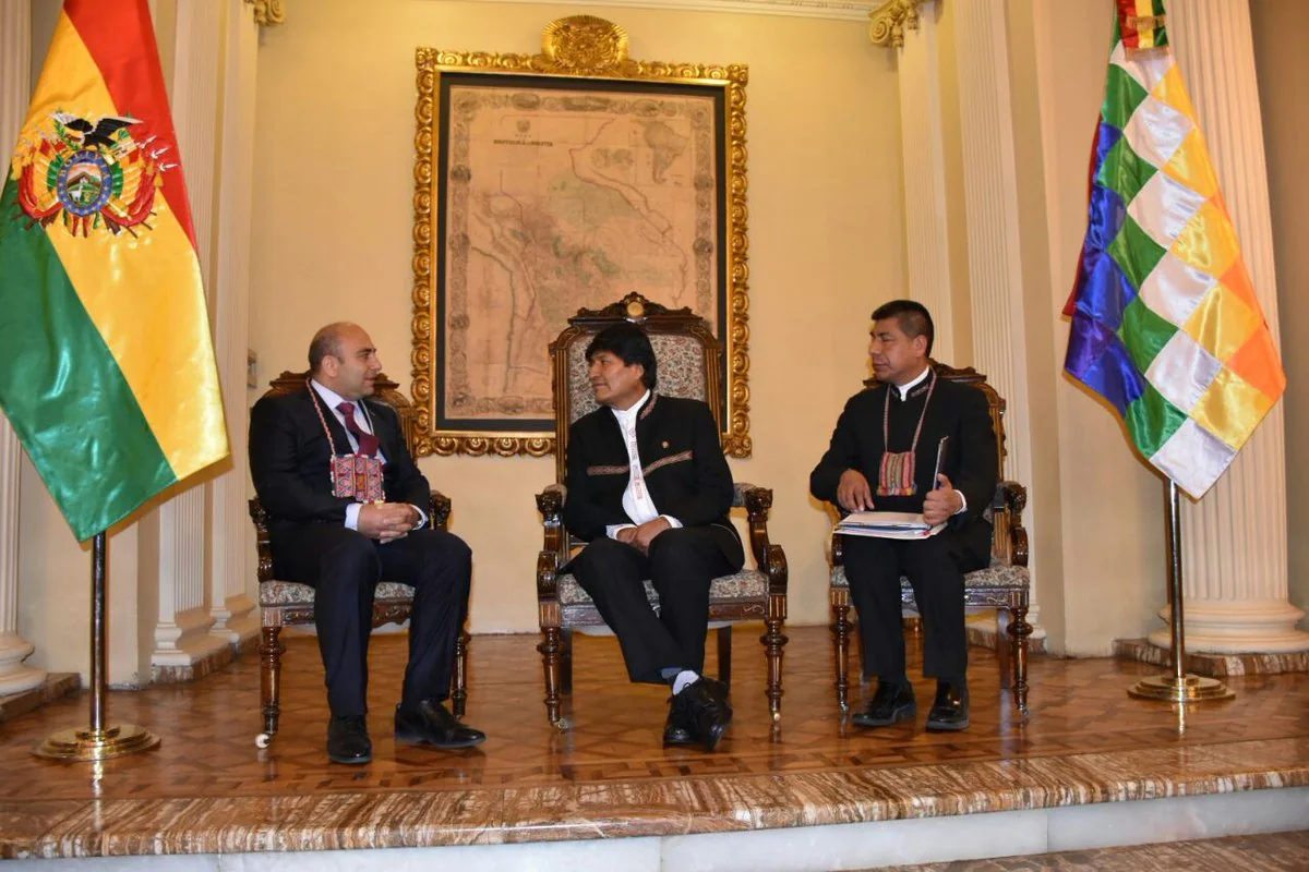 Azərbaycan səfiri etimadnaməsini Boliviya prezidentinə təqdim edib