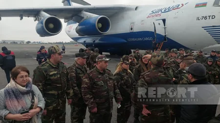 Азербайджан направил в Турцию еще два самолета с медикаментами и медперсоналом из 34 человек 