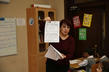 ​Azərbaycan Avtomobil Federasiyası yol hərəkəti təhlükəsizliyi ilə bağlı sosial layihələrə başlayıb