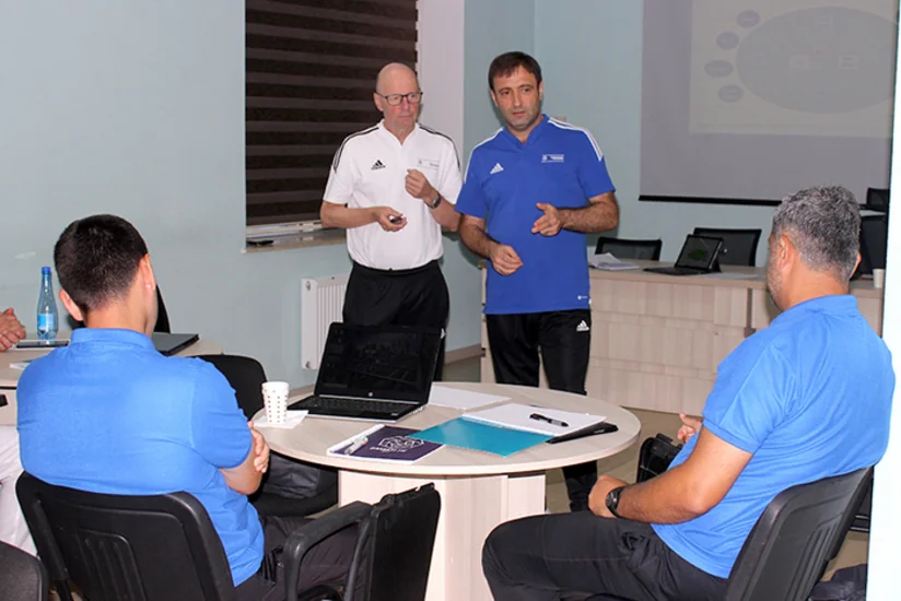 UEFA-nın Pro kateqoriyalı məşqçi kursunun III mərhələsi keçirilir