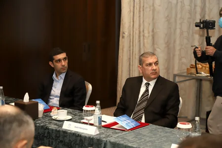 Futbolun İnkişaf Fondunu Fəxrəddin Manafovla Qənirə Paşayeva da himayə edəcək
