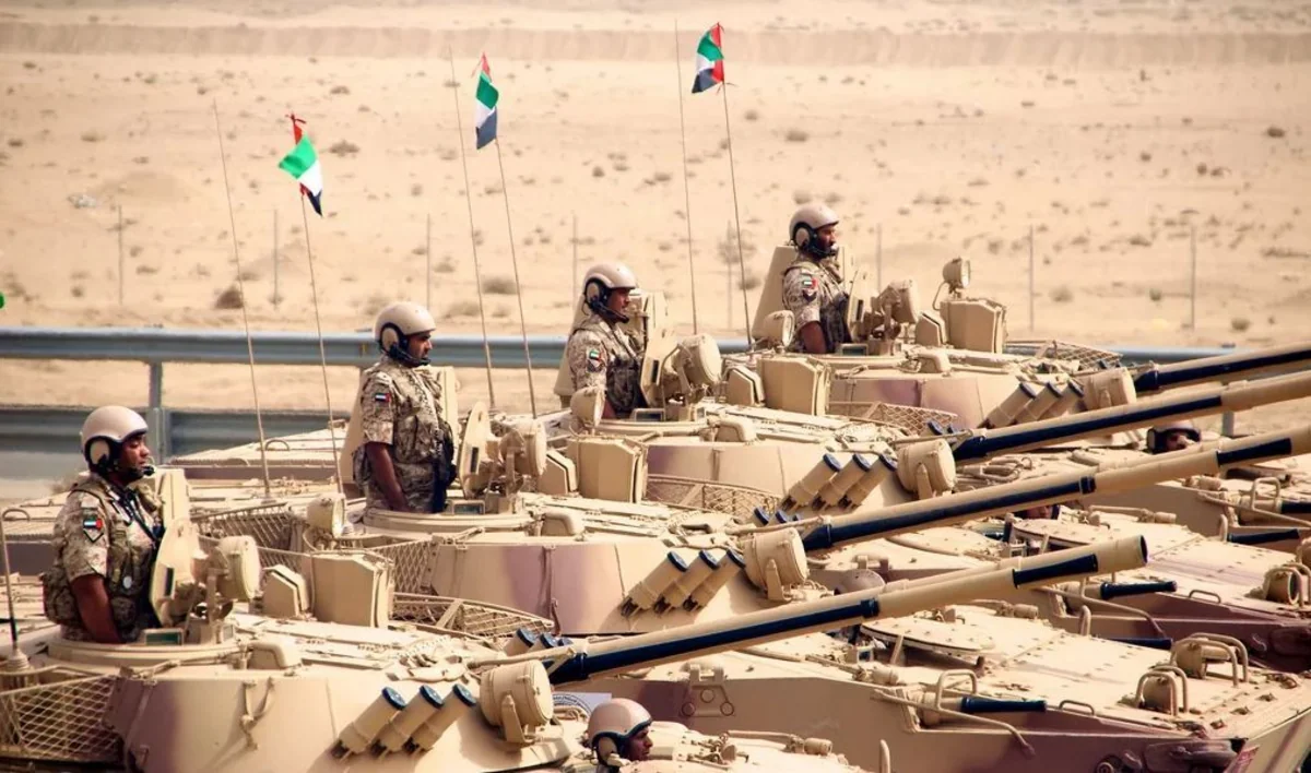 BƏƏ də Yəmənin Hudeydə şəhərində hərbi əməliyyatlara başlayır