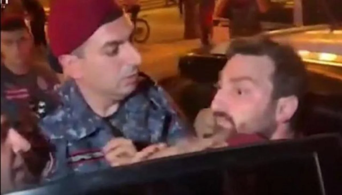 В Ереване перед зданием правительства прошла акция протеста, есть задержанные