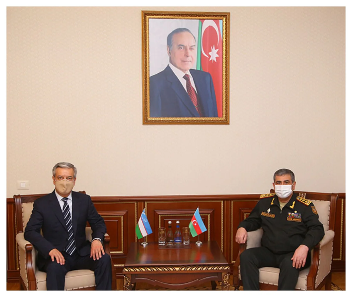 Azerbaijan, Uzbekistan discuss issues of military cooperation